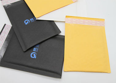 Os encarregados do envio da correspondência de Matte Surface Kraft Paper Bubble acolchoaram o peso leve feito sob encomenda do tamanho dos envelopes
